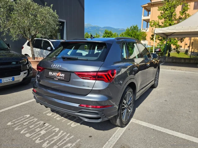 Auto - Audi q3 35 tdi quattro s tronic s line edit.
