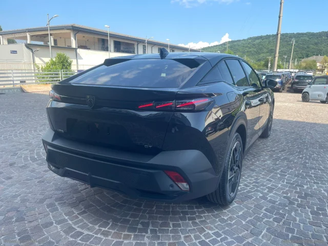 Auto - Peugeot 408 puretech 130 s&s eat8 gt