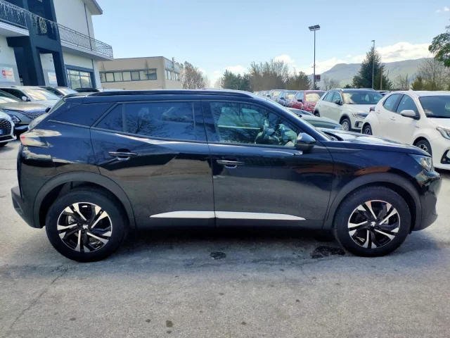 Auto - Peugeot 2008 puretech 130 s&s allure