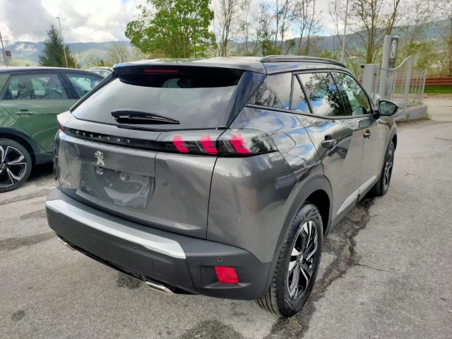 Auto - Peugeot 2008 puretech 130 s&s allure