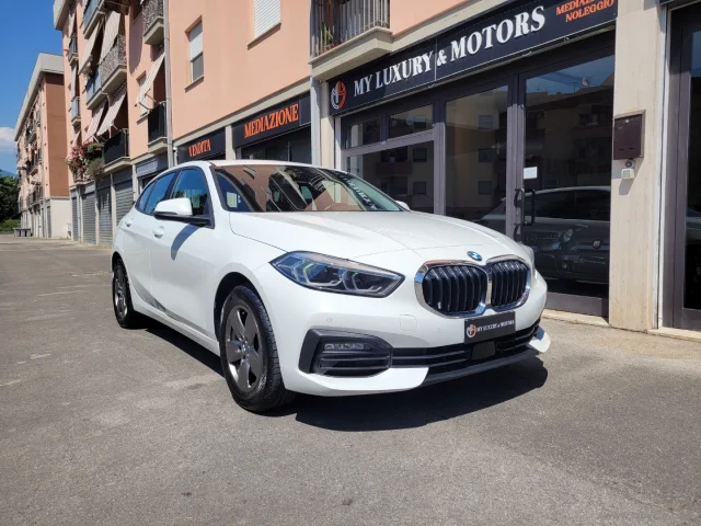 Bmw 118i 5p. advantage