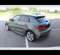 Auto - Audi a1 spb 35 tfsi s tronic s line edition