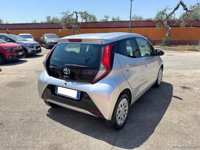 Auto - Toyota aygo x-business 1.0 72cv 5p. automatica
