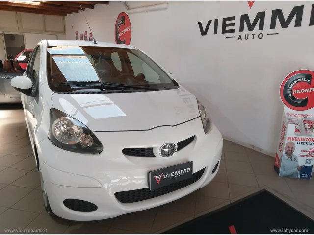 Toyota aygo 1.0 12v vvt-i 3p. sol connect mmt
