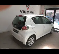 Auto - Toyota aygo 1.0 12v vvt-i 3p. sol connect mmt