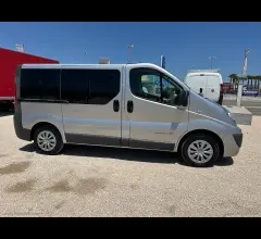 Auto - Renault trafic t29 2.0 dci/115 pc-tn pass.