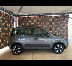 Auto - Fiat panda cross 1.0 firefly s&s hybrid