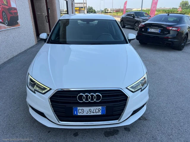 Auto - Audi a3 spb 30 tdi