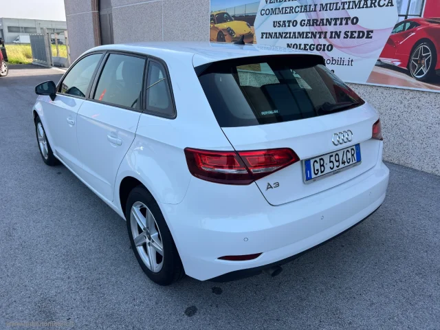 Auto - Audi a3 spb 30 tdi