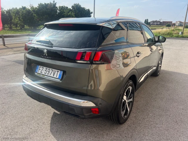 Auto - Peugeot 3008 bluehdi 130 s&s eat8 allure
