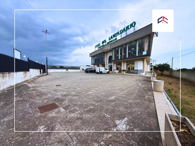 Appartamenti in Vendita - Locale commerciale in vendita a san giorgio ionico san giorgio