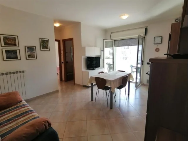 Appartamenti in Vendita - Appartamento in vendita a vasto periferia