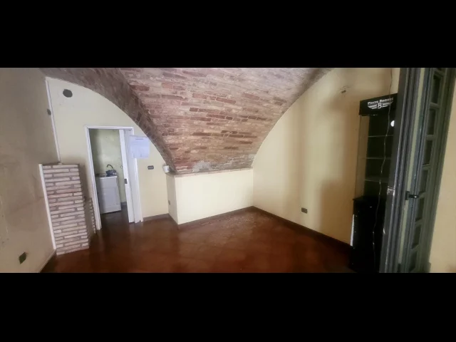 Appartamenti in Vendita - Locale commerciale in vendita a chieti santa maria