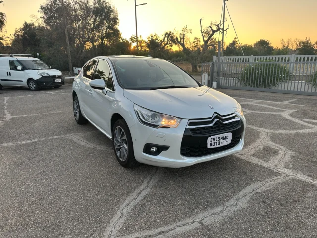Auto - Ds automobiles ds 4 bluehdi 120 s&s so chic