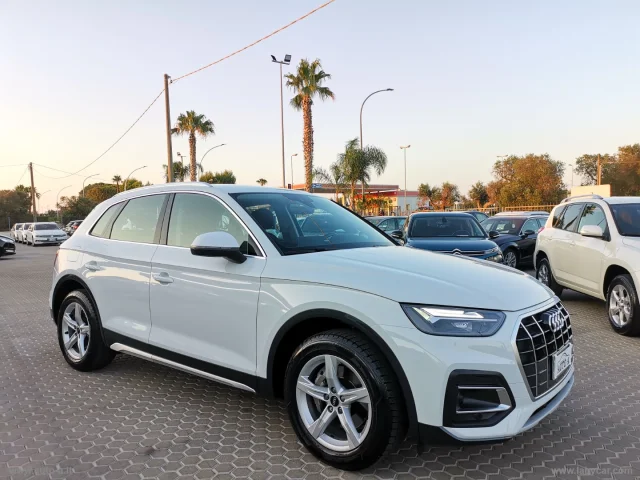 Auto - Audi q5 35 2.0 tdi mhev business advanced s-tronic