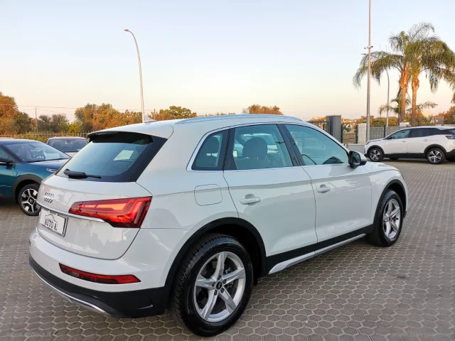 Auto - Audi q5 35 2.0 tdi mhev business advanced s-tronic