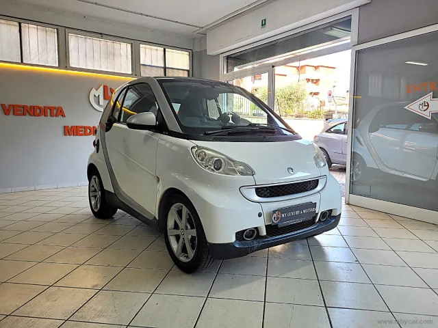Auto - Smart fortwo 1000 52 kw mhd coupÃ© pulse