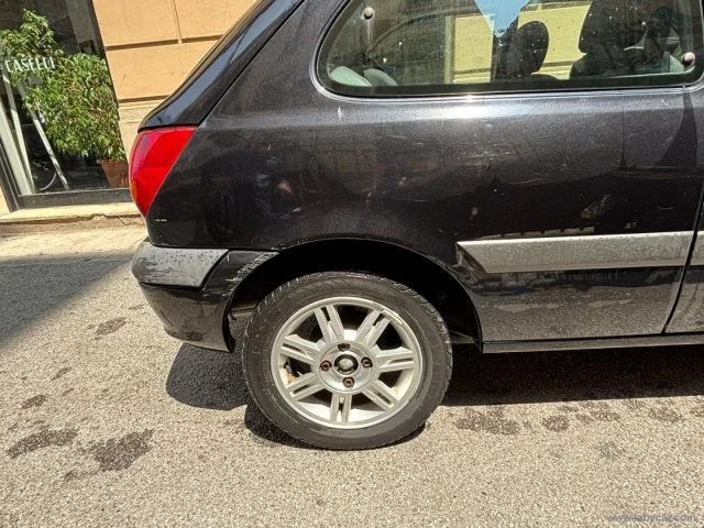 Auto - Ford fiesta 1.2i 16v 3p. zetec