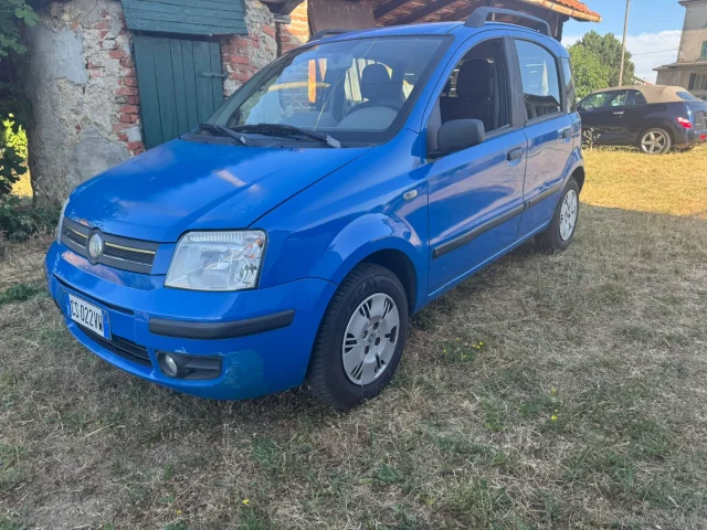 Auto - Fiat panda 1.2 emotion
