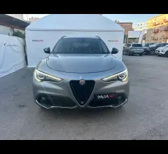 Auto - Alfa romeo stelvio 2.2 t.diesel 190 cv at8 q4 exec.