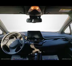 Auto - Toyota c-hr 1.8 hybrid e-cvt active