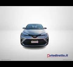 Auto - Toyota c-hr 1.8 hybrid e-cvt active