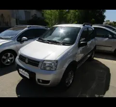Fiat panda 1.3 mjt 16v 4x4 climbing