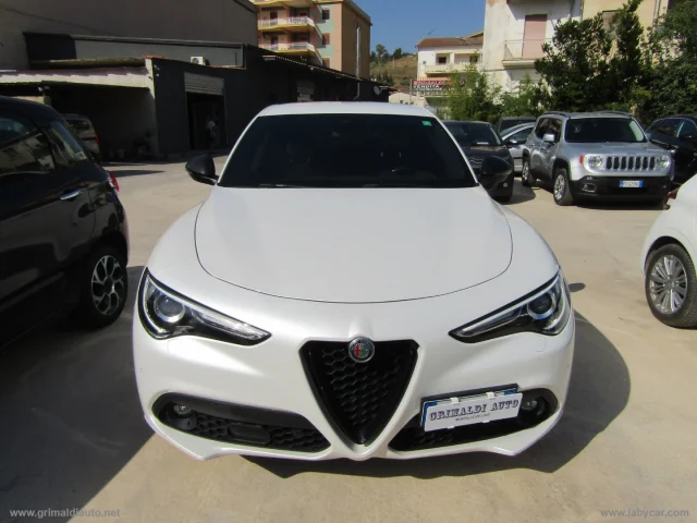Auto - Alfa romeo stelvio 2.2 t.diesel 210 at8 q4 velocetÃ¬
