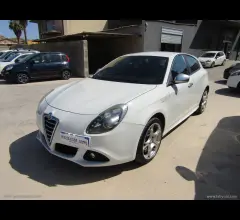 Auto - Alfa romeo giulietta 2.0 jtdm-2 140 cv distinctive