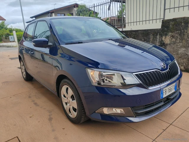 Auto - Skoda fabia 1.0 5p