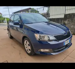 Auto - Skoda fabia 1.0 5p