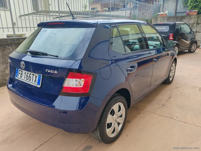 Auto - Skoda fabia 1.0 5p