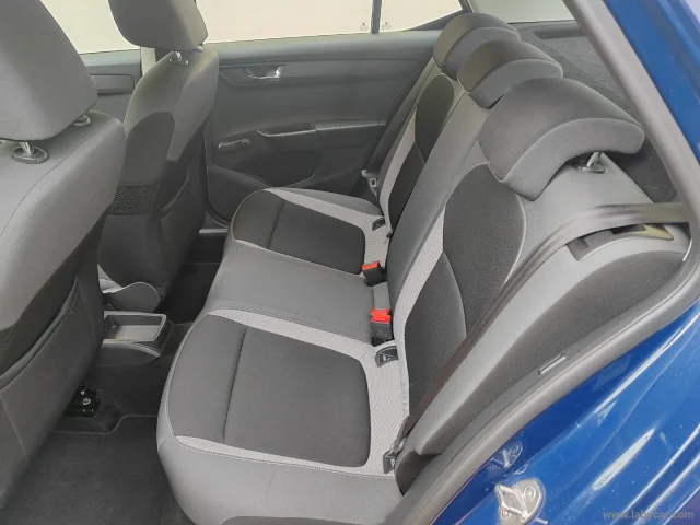 Auto - Skoda fabia 1.0 5p