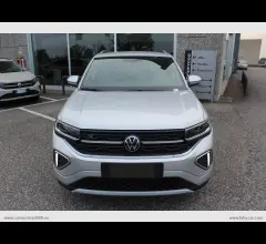 Auto - Volkswagen t-cross 1.0 tsi 115 cv r-line plus