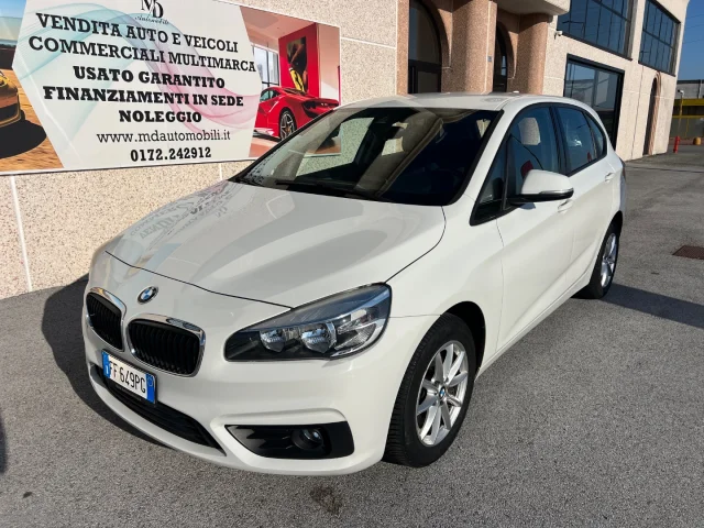 Auto - Bmw 218i active tourer