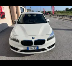 Auto - Bmw 218i active tourer