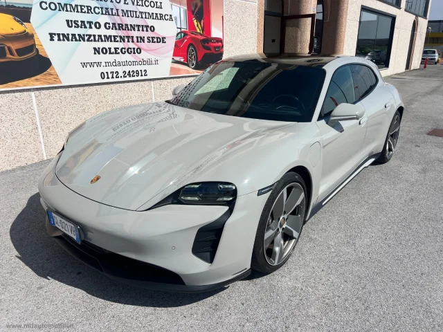 Porsche taycan sport turismo