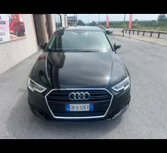 Auto - Audi a3 spb 30 tdi