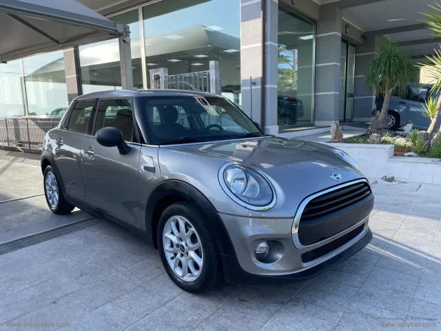 Auto - Mini mini one d 5 porte