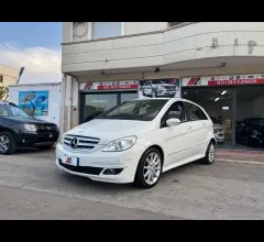 Mercedes-benz b 200 cdi sport