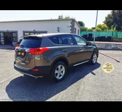 Auto - Toyota rav4 2.0 d-4d 2wd style