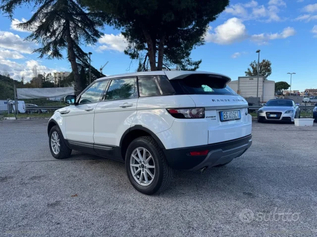 Auto - Land rover rr evoque 2.2 td4 5p. prestige