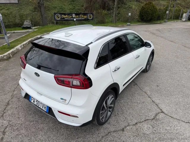 Auto - Kia niro 1.6 gdi dct hev urban