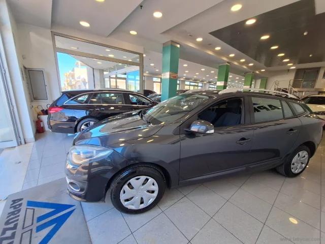 Auto - Renault mégane 1.5 dci 110 cv gt style