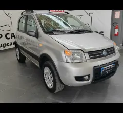 Auto - Fiat panda 1.2 4x4 climbing