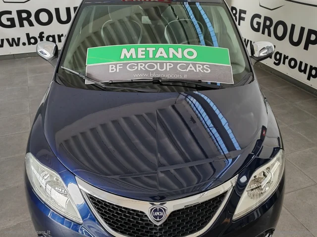 Lancia ypsilon 0.9 t.air 85cv 5p.met.ec.ele.blu