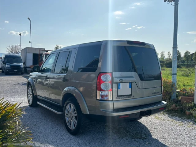 Auto - Land rover discovery 4 3.0 sdv6 se