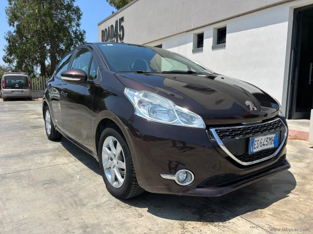 Auto - Peugeot 208 1.4 hdi 68 cv 5p. allure