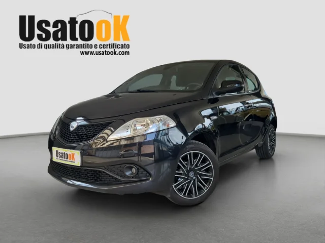 Lancia ypsilon 1.0 firefly 5p.s&s hyb. eco gold
