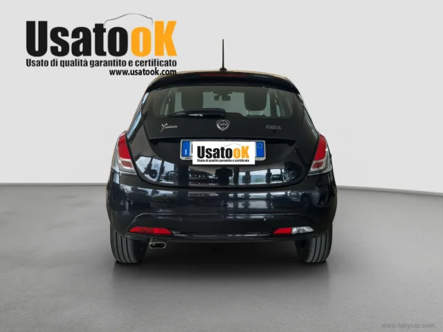 Auto - Lancia ypsilon 1.0 firefly 5p.s&s hyb. eco gold
